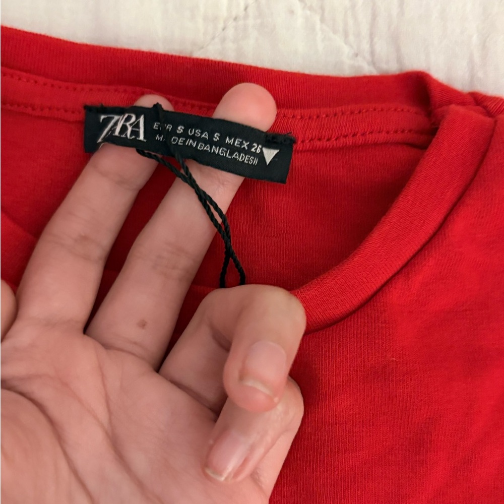 Zara Red Crop Top - Picture 2 of 3